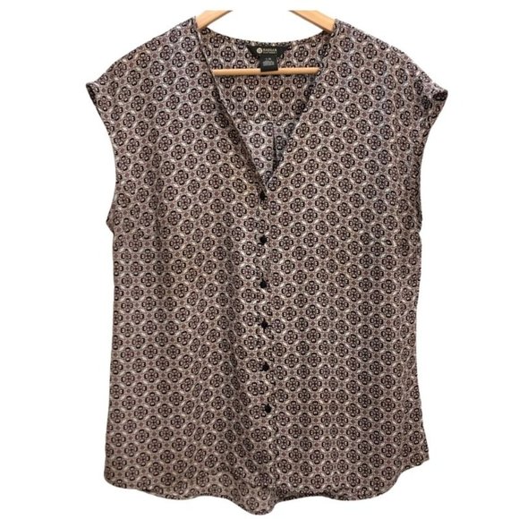 Haggar Women's Large Silky Button Down Blouse - Picture 2 of 7